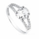 Anillo de Compromiso Solitario de Oro Blanco 18k con Piedra Oval de 8x6 mm Anillo de Compromiso Solitario de Oro Blanco 18k con Piedra Oval de 8x6 mm